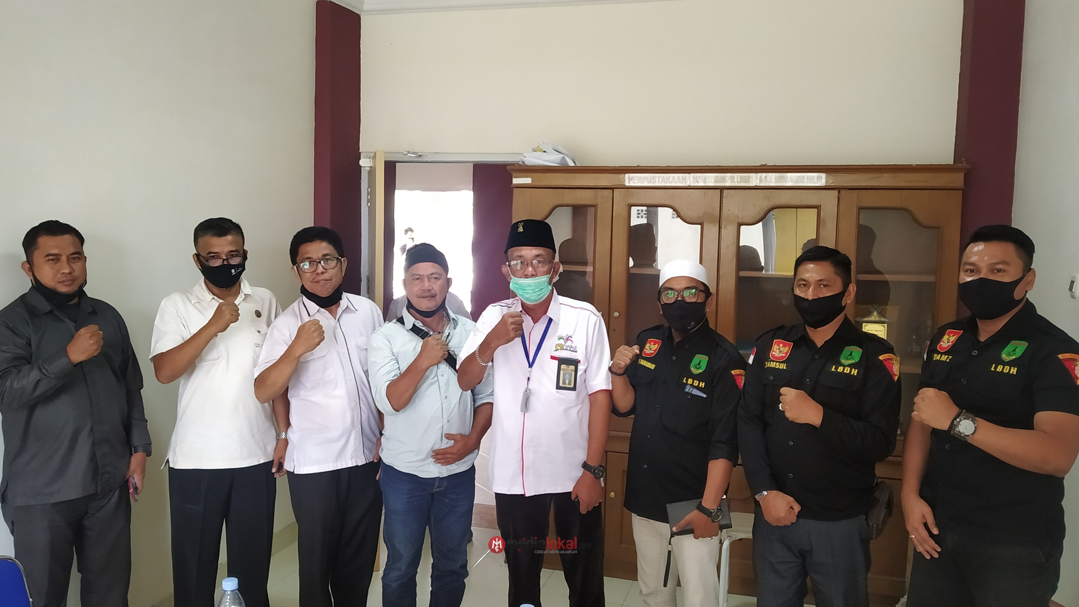 Jalin Sinergi dan Pererat Silaturahmi, LBDH Inhil Audiensi Sambangi Kesbangpol Inhil