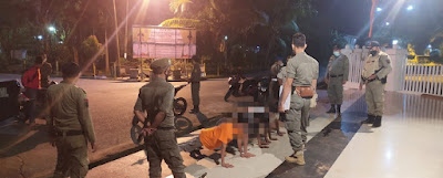 Nongkrong Hingga Larut Malam, Remaja Dibubarkan Tim URC Satpol PP Inhil