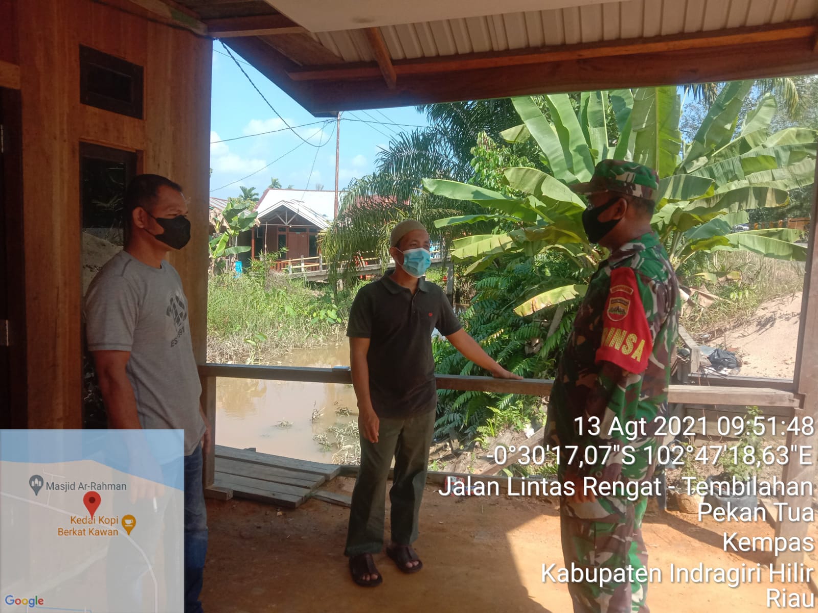 Babinsa 03/Tempuling Silaturahmi Ke Salah Satu Ketua RT di Wilayah Binaan