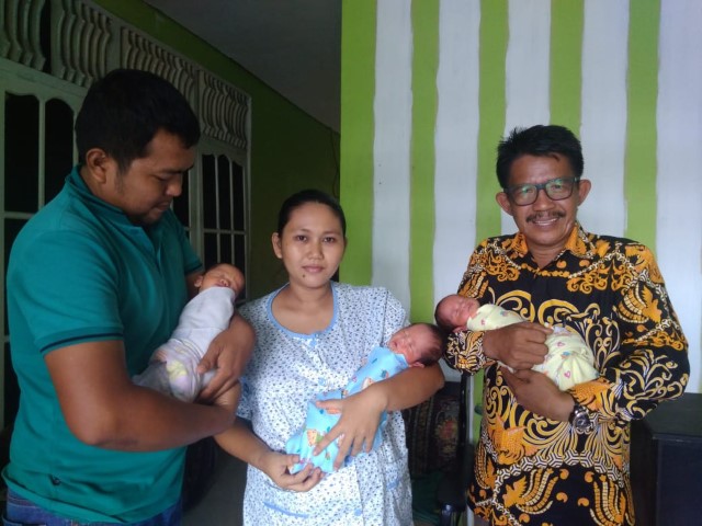 Berjenis Kelamin Laki-Laki, Bayi Kembar 3 di Inhil ini Dalam Keadaan Sehat