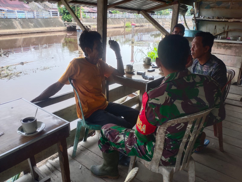 Dengan Komsos, Babinsa Kopda Irawan Jalin Silaturahmi dan Kedekatan Dengan Warga Binaan