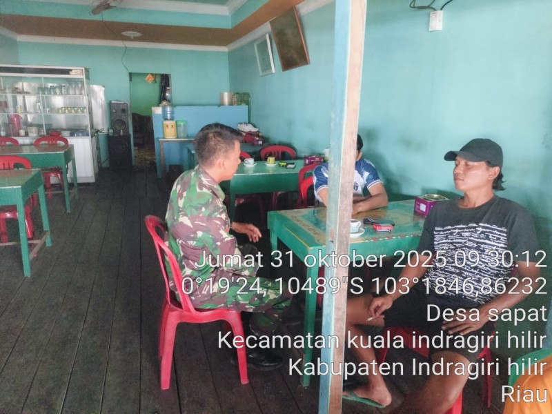 Babinsa Koramil 04/Kuindra Untuk Meningkatkan Kesadaran dan Partisipasi Masyarakat dalam Menjaga Keamanan dan Ketertiban Babinsa Koramil 04/Kuindra Untuk Meningkatkan Kesadaran dan Partisipasi Masyarakat dalam Menjaga Keamanan dan Ketertiban