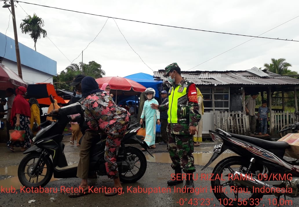 Pasar Kotabaru Reteh Kembali Jadi Sasaran Penegakan Protkes Oleh Koramil 09/Kemuning