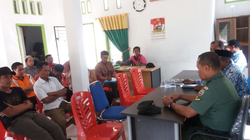 Babinsa Kelurahan Seberang Tembilahan Selatan ikuti Rapat Pra Musrenbang 