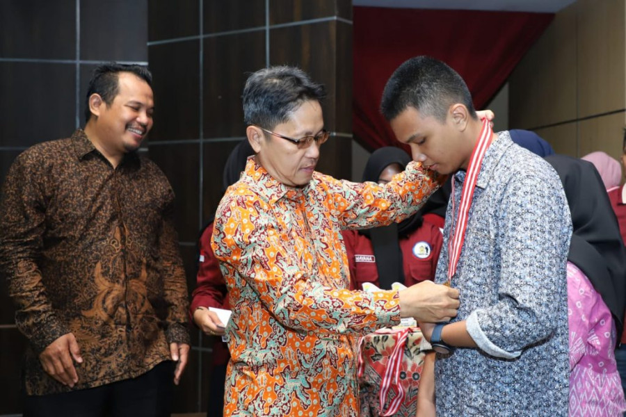 Bupati Inhil Menutup Festival Sains Formadikip Jilid III Unisi Tahun  2023