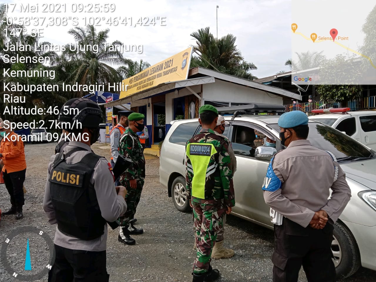 Koramil 09/Kemuning Perketat Pemeriksaan Arus Balik di Pos Penyekatan