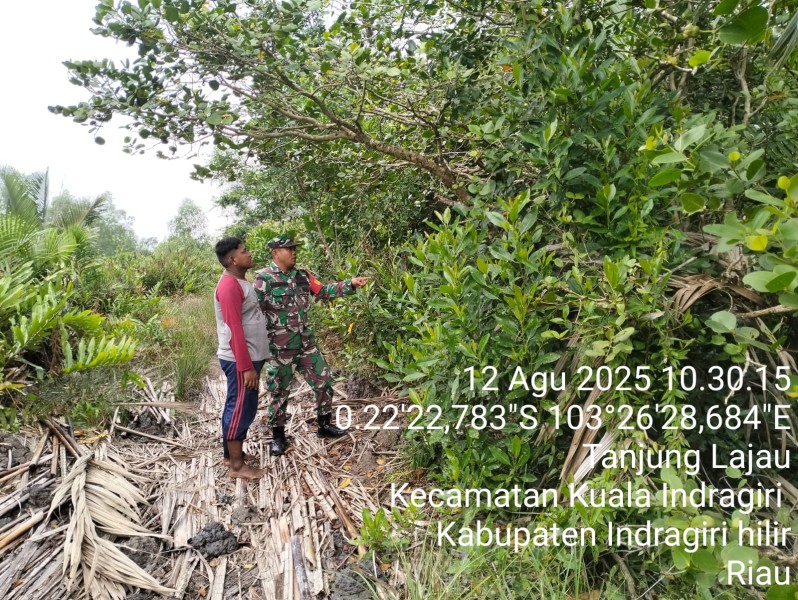 Babinsa Koramil 04/Kuindda Terus Hadir untuk Meningkatkan Kesadaran dan Partisipasi Masyarakat dalam Mencegah Karhutla