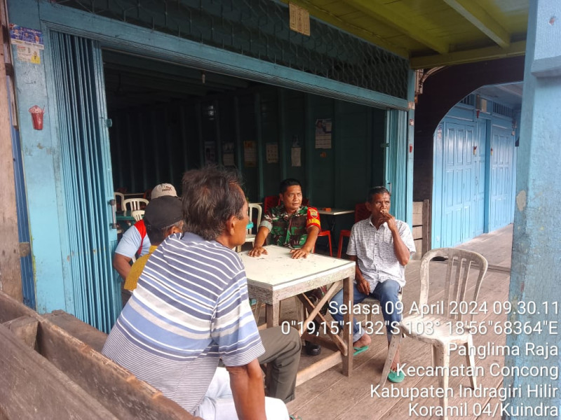 Menjelang Hari Raya Idul Fitri, Babinsa Koramil 04/Kuindra Ingatkan Masyarakat Untuk Lihat Faktor Keamanan Jika Meninggalkan Rumah