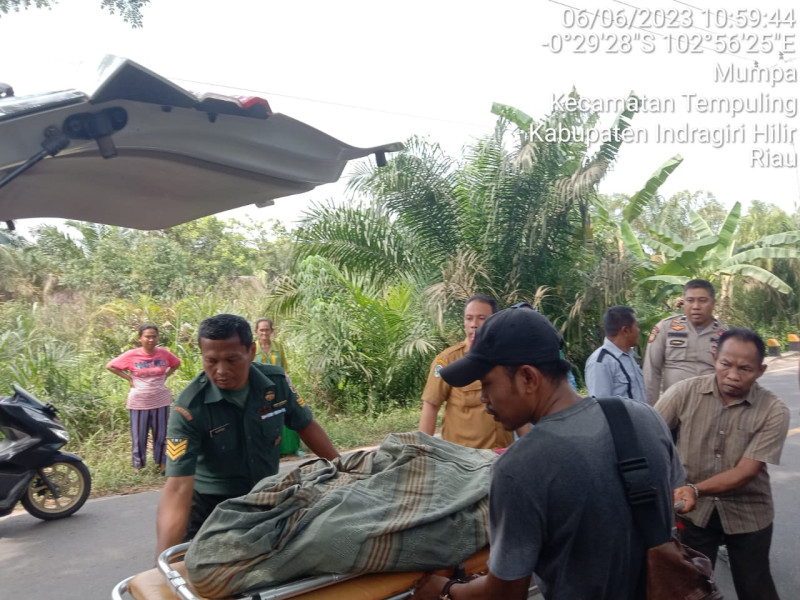 Babinsa Koramil 03/Tpl Serka Nuryadi Bantu Evakuasi Penemuan Mayat