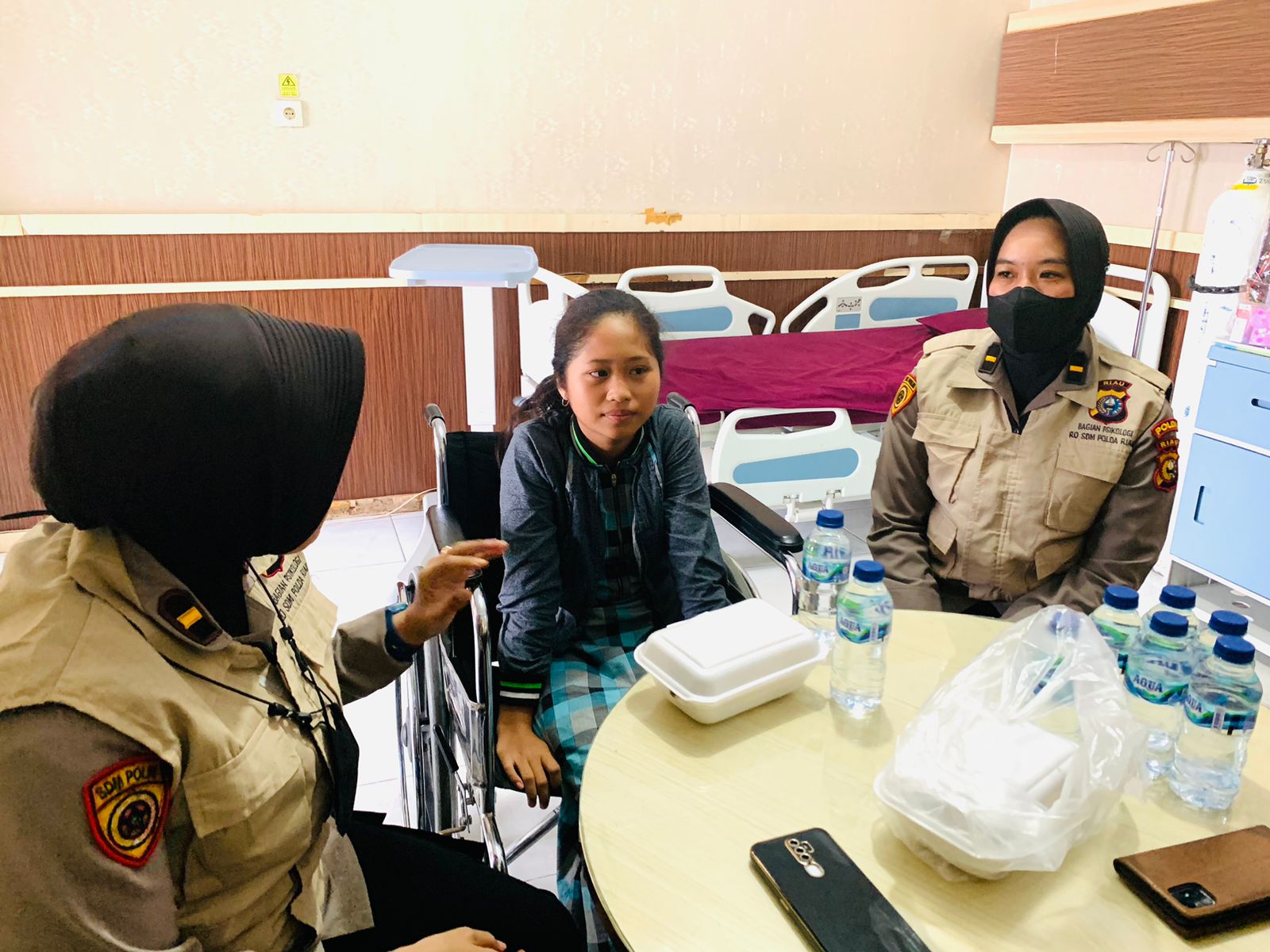 Selain Pengobatan Fisik, Mita Juga Diberi Teraphy Psikologis oleh Biro SDM Polda