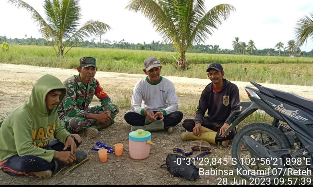 Koramil 07/Reteh Ingatkan Warga Untuk Jangan Membakar Lahan di Musim Kemarau