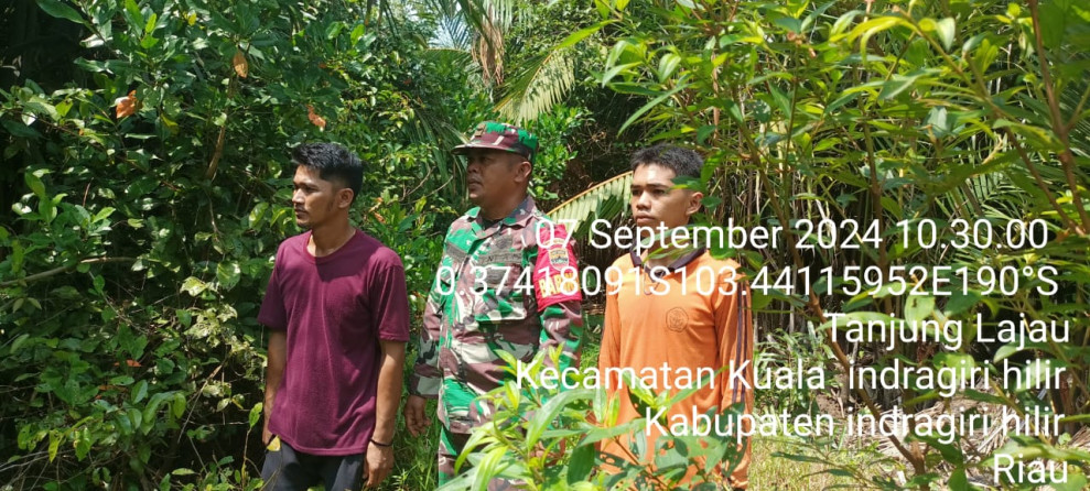 Turun ke Lapangan, Babinsa Koramil 04/Kuindra Patroli Dengan Masyarakat Guna Cegah Kebakaran