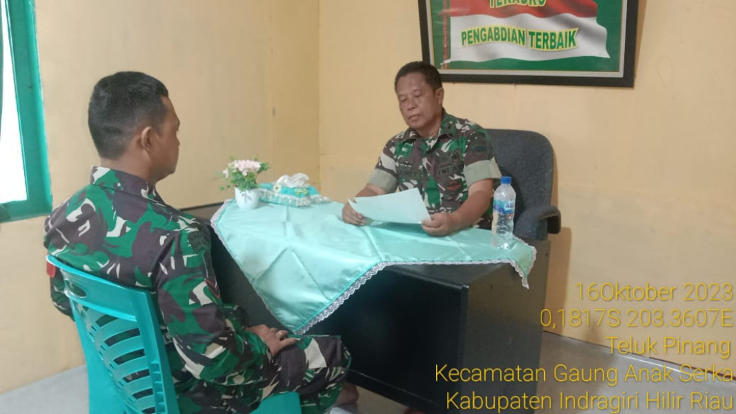 Danramil 05/Gas Kapten Czi Slamet Hirohito Berikan Konseling Kepada Personilnya