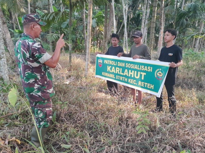 Koramil 07/Reteh Lakukan Patroli Karhutla, Guna Ciptakan Situasi Aman dan Terkendali