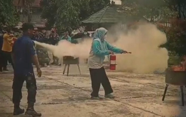 Simulasi Penangulangan Bencana Kebakaran Diikuti Oleh RSUD PH Tembilahan 