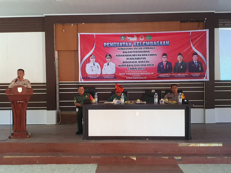 BPBD Bengkalis Edukasi Mahasiswa KKN dari STAIN Bengkalis Tentang Penanggulangan Karhutla di Kec Siak Kecil