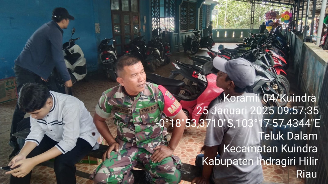 Komsos Babinsa Membangun Hubungan yang Erat dengan Masyarakat