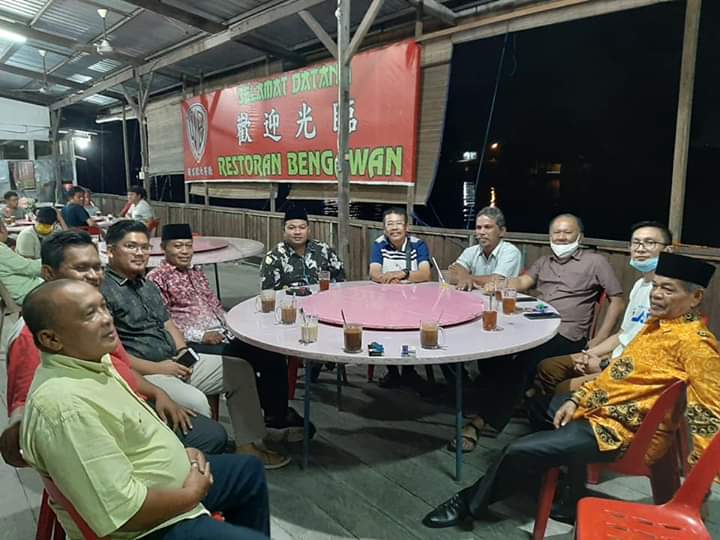 Salwa Pererat Silaturahmi dengan Tokoh Etnis Tionghoa Tanjungbalai  Salwa Pererat Silaturahmi dengan Tokoh Etnis Tionghoa Tanjungbalai