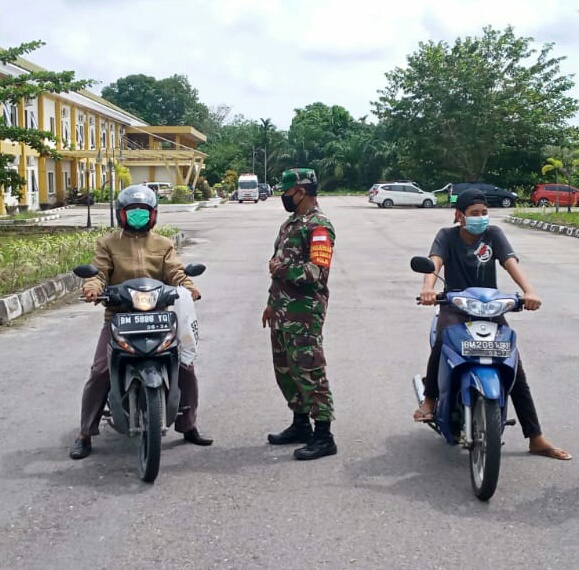 Tempat Isolasi Asrama Haji Terus dijaga Ketat  Oleh Tim Gabungan TNI-Polri dan Satpol