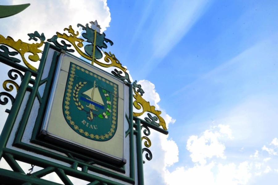 APBD Riau Surplus, Pendapatan Daerah Tumbuh 62 Persen