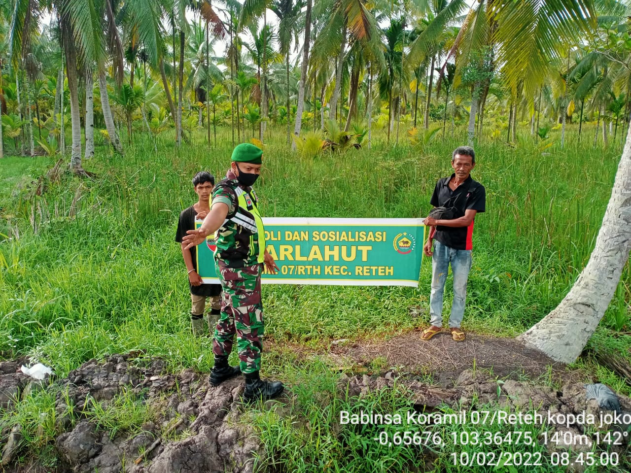 Babinsa Koramil 07/Reteh Adakan Patroli Karhutla di Kelurahan Metro