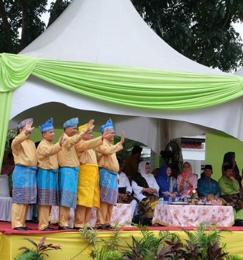Ikuti Pawai Ta'aruf MTQ XXXVII Provinsi Riau di Pekanbaru, ini Kata Bupati Wardan