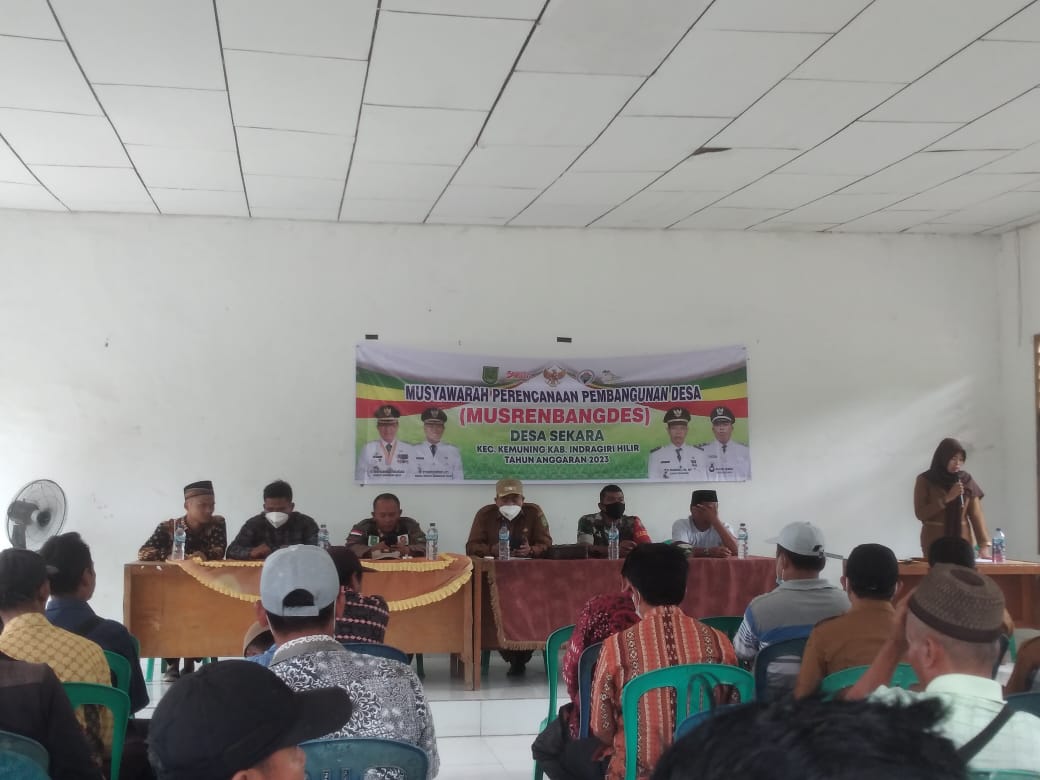 Peduli dengan Pembangunan, Babinsa Koramil 09/Kemuning Hadiri Musrembang Desa Sekara