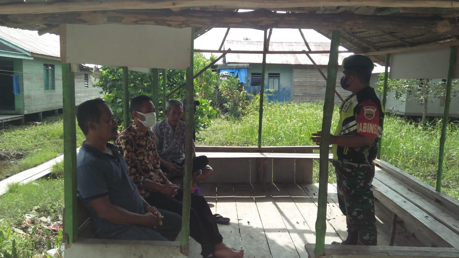 Koramil 04/Kuindra Lakukan Penegakan Disiplin di Wilayah Kecamatan Kuindra