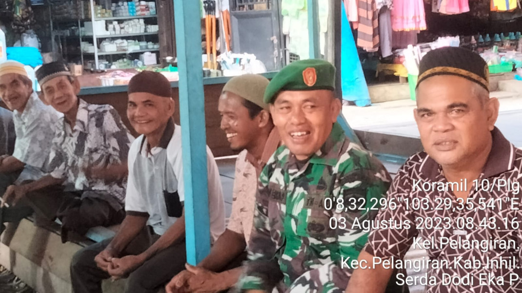 Jaga Kebersamaan dan Kekeluargaan di Tengah Masyarakat Guna Ciptakan Hubungan Baik Koramil 10/Pelangiran Dengan Warga