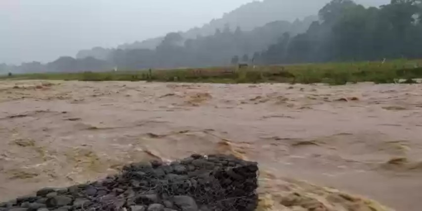 Banjir Bandang Ancam Keselamatan Warga di Ogan Komering Ulu