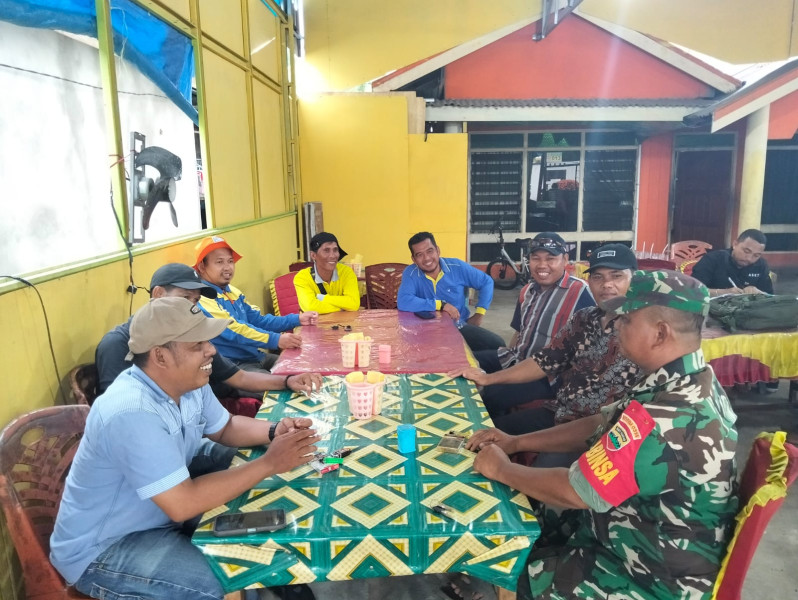 Babinsa Koramil 03/Tpl Himbau Warga, Jangan Terpengaruh Berita Hoaks