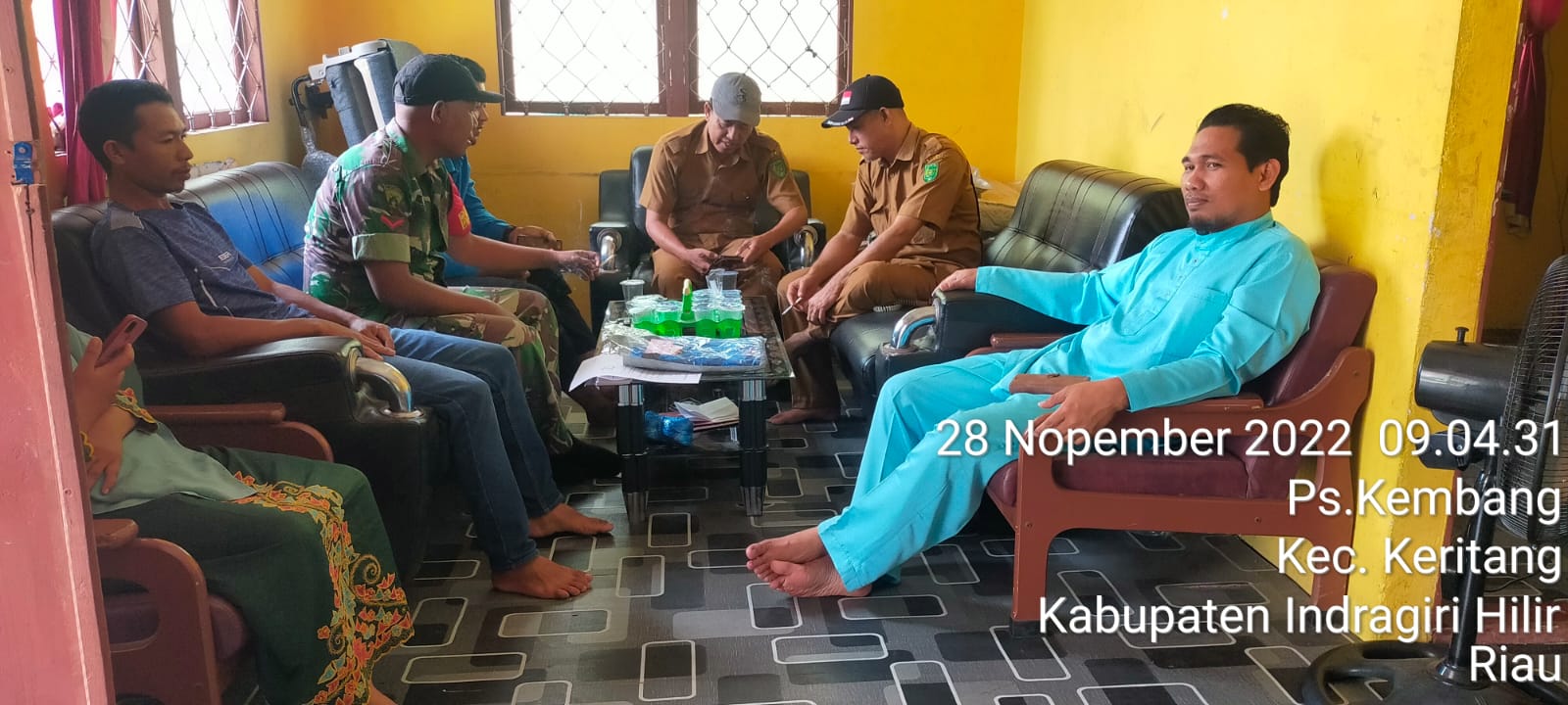 Kopda Nasrianto Lakukan Komsos Bersama Aparat Desa