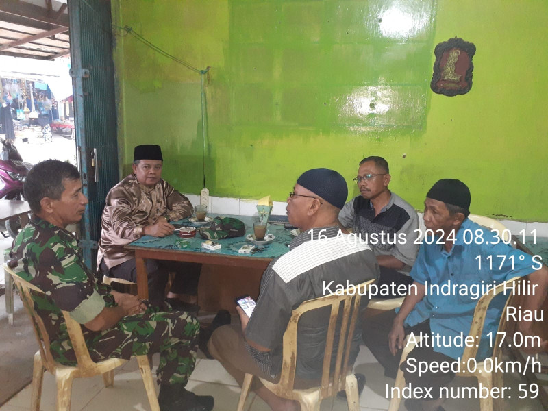 Koramil 07/Reteh Jalin Silaturahmi Dengan Warga Guna Ciptakan Kebersamaan Di Binaan