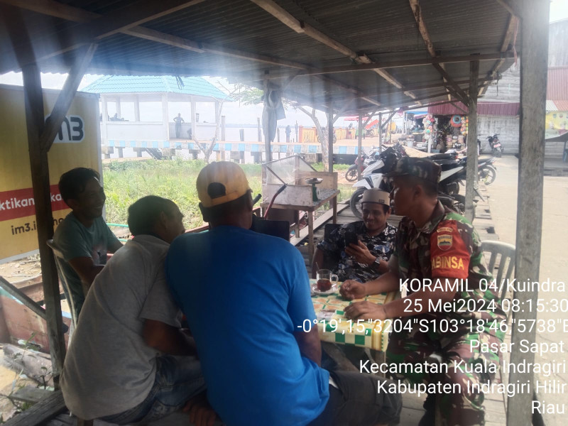 Pentingnya Kegiatan Komsos Babinsa Koramil 04/Kuindra Sebagai Wujud Nyata Kemanunggalan TNI Dengan Rakyat