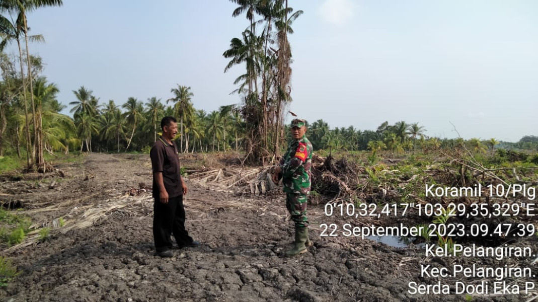 Babinsa Koramil 10/Pelangiran Rutin Untuk Patroli Rutin Karlahut Guna Cegah Kebakaran