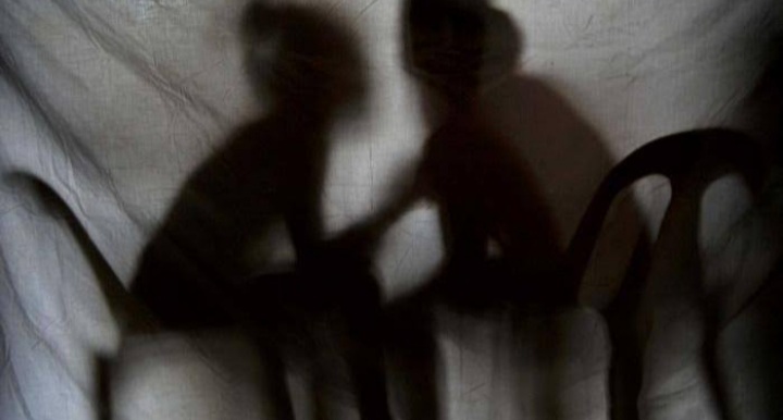 Ampun..! 1 Jam Bercinta dengan PSK Tak Kunjung 'Crot', Pemuda Ini Malah Dianiaya, Tulang Rusuk Retak