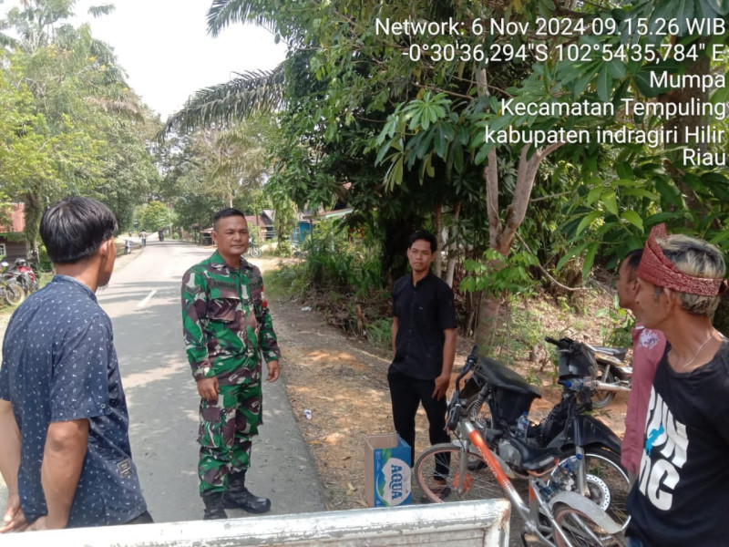 Melalui Komsos Babinsa Koramil 03/Tpl Sertu Pardamaean Ciptakan Pilkada Damai 2024