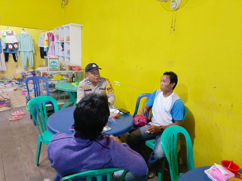 Bhabinkamtibmas Desa Belantaraya Aiptu Edysah Putra Rutin Laksanakan Cooling Sistem Terhadap Warga Binaan