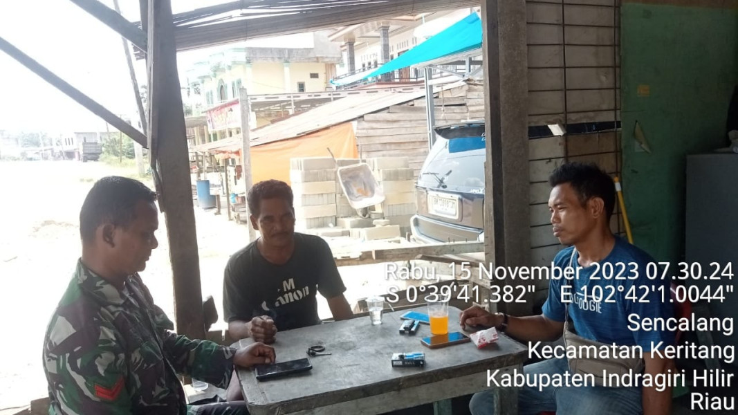 Rutinitas Koptu Setiawan Dalam Memberikan Informasi Kepada Masyarakat Setempat