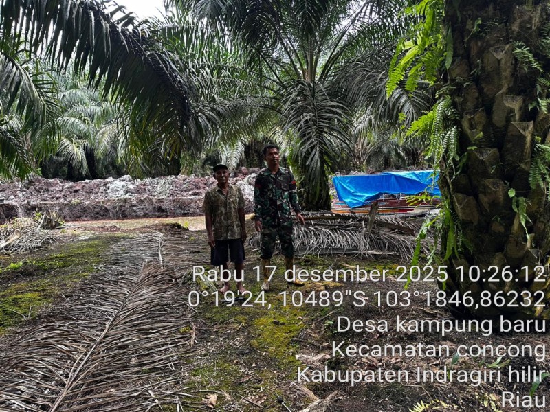 Babinsa Pratu J. Sembiring Ajak Masyarakat Untuk Jaga Keamanan Melalui Patroli di Binaan