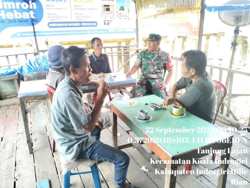 Babinsa Koramil 04/Kuindra Himbau Masyarakat Agar Situasi Tetap Kondusif Jelang Pilkada