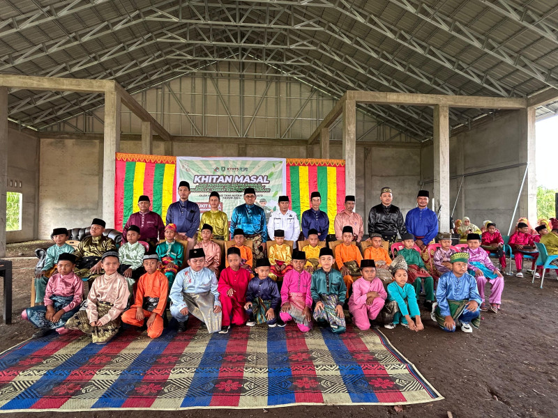 Koperasi Tani Hutan Tuah Sekato Gelar Khitanan Masal Koperasi Tani Hutan Tuah Sekato Gelar Khitanan Masal