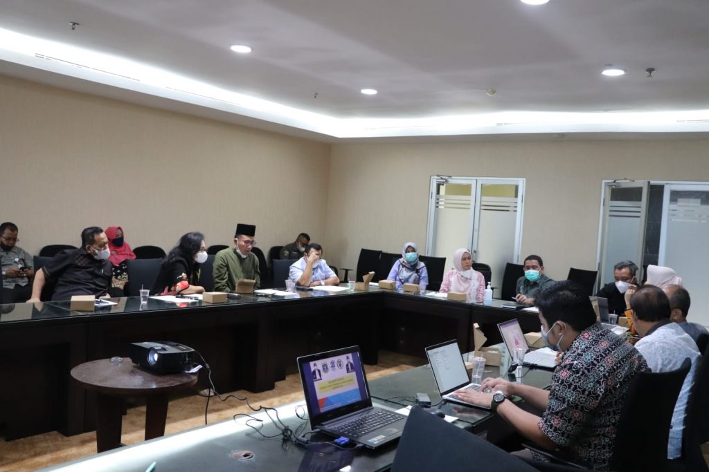 Komisi III DPRD Provinsi Riau Melakukan Kunjungan Observasi ke Biro Perekonomian dan Administrasi