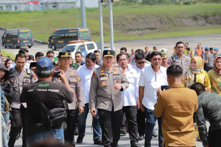 Kapolda Riau Irjen Moh Iqbal yang Juga Ketua Angkatan Akpol 1991, Jenguk Kapolda Jambi