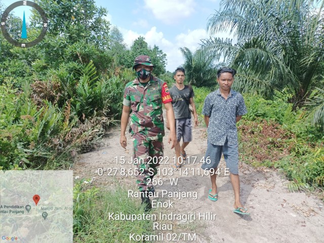 Babinsa Koramil 02/Tanah Merah Melakukan Pencegahan Kebakaran Lahan dan Hutan
