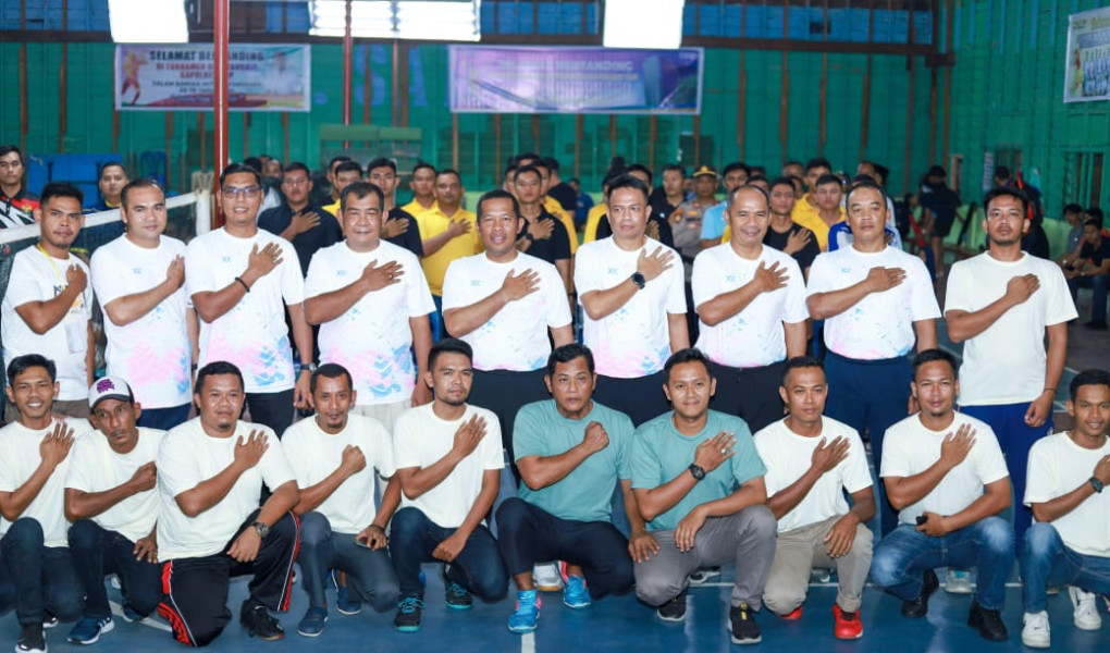 Turnamen Badminton Kapolres Kepulauan Meranti Cup 2024 Hut Bhayangkara ke 78 Resmi Dibuka Turnamen Badminton Kapolres Kepulauan Meranti Cup 2024 Hut Bhayangkara ke 78 Resmi Dibuka
