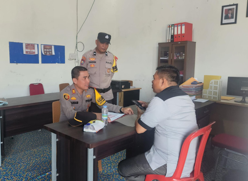 Kapolsek Kempas Optimalkan Koordinasi dan Komunikasi dengan Panwascam Kempas dalam Setiap Tahapan Pilkada