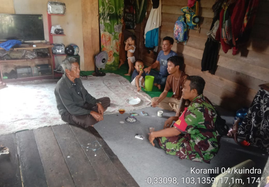 Kepedulian Babinsa Koramil 04/Kuindra Terhadap Masyarakat Untuk Selalu Menjaga Nilai-nilai Luhur Pancasila