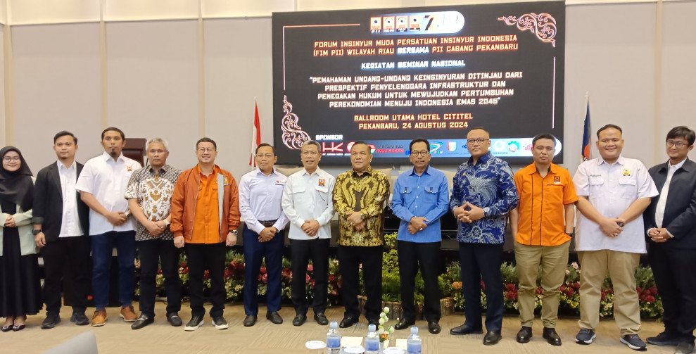 Seminar Nasional  FIM PII Riau, Pemahaman UU Keinsinyuran dalam Perspektif Penyelenggara Infrastruktur dan Penegakan Hukum