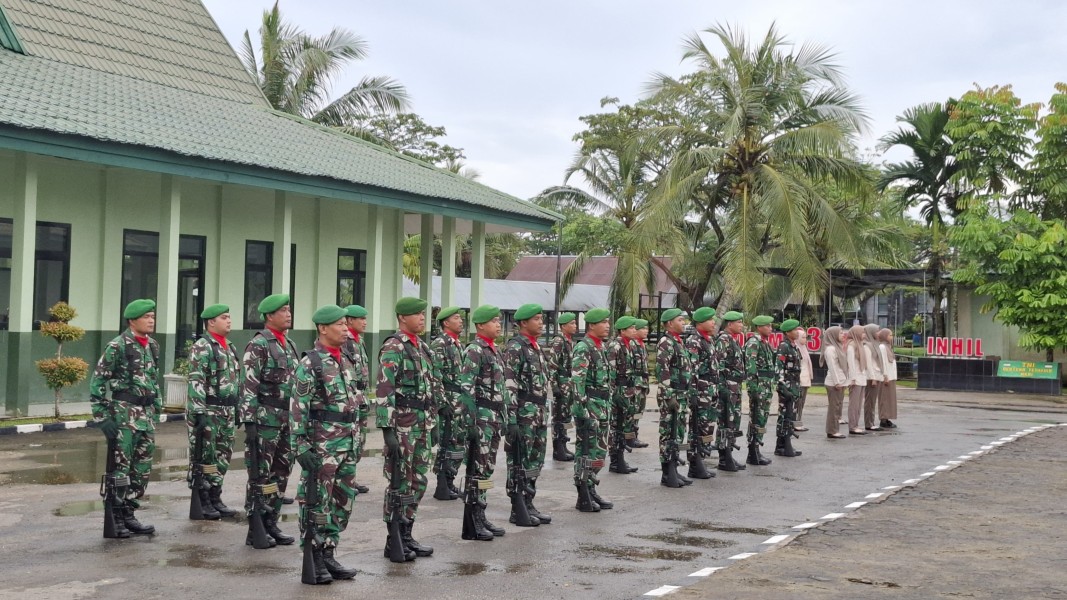 Koramil 03/Tempuling Ikuti Upacara Bulanan Yang Digelar Kodim 0314/Inhil     